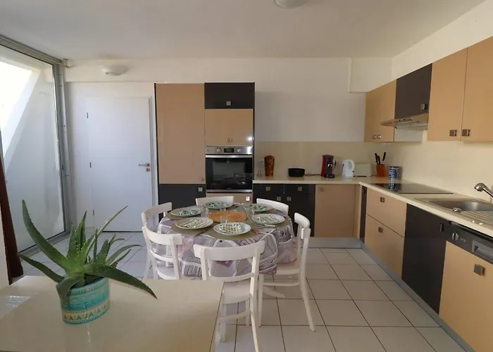 3 Pieces, Proche Et Commerces, Animaux Admis - Fr-1-307-276 Apartamento *